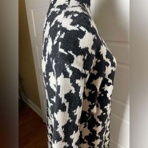 Express Houndstooth Print Mini Sweater Dress in Black & White - Picture 3 of 16
